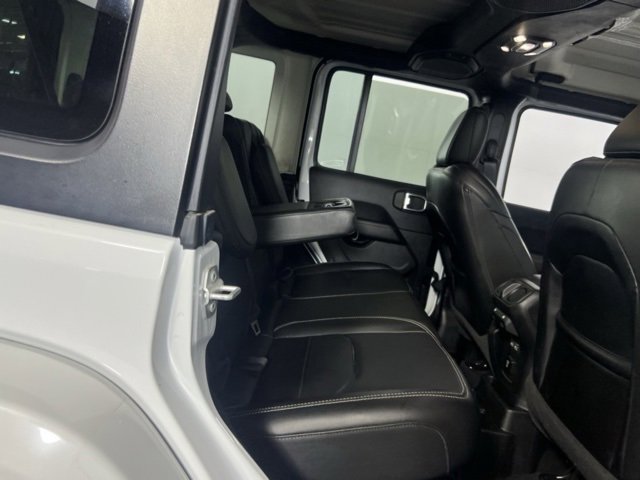 Used 2022 Jeep Wrangler Unlimited Sahara image 26
