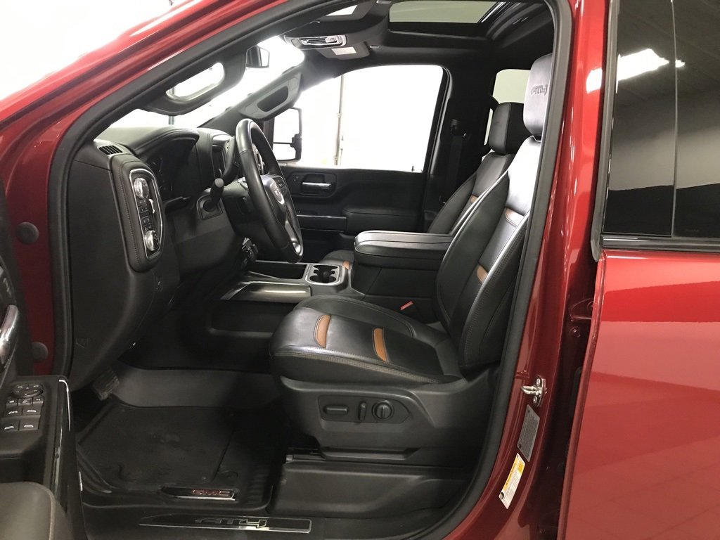 Used 2023 GMC Sierra 2500 AT4 w/ AT4 Preferred Package image 9