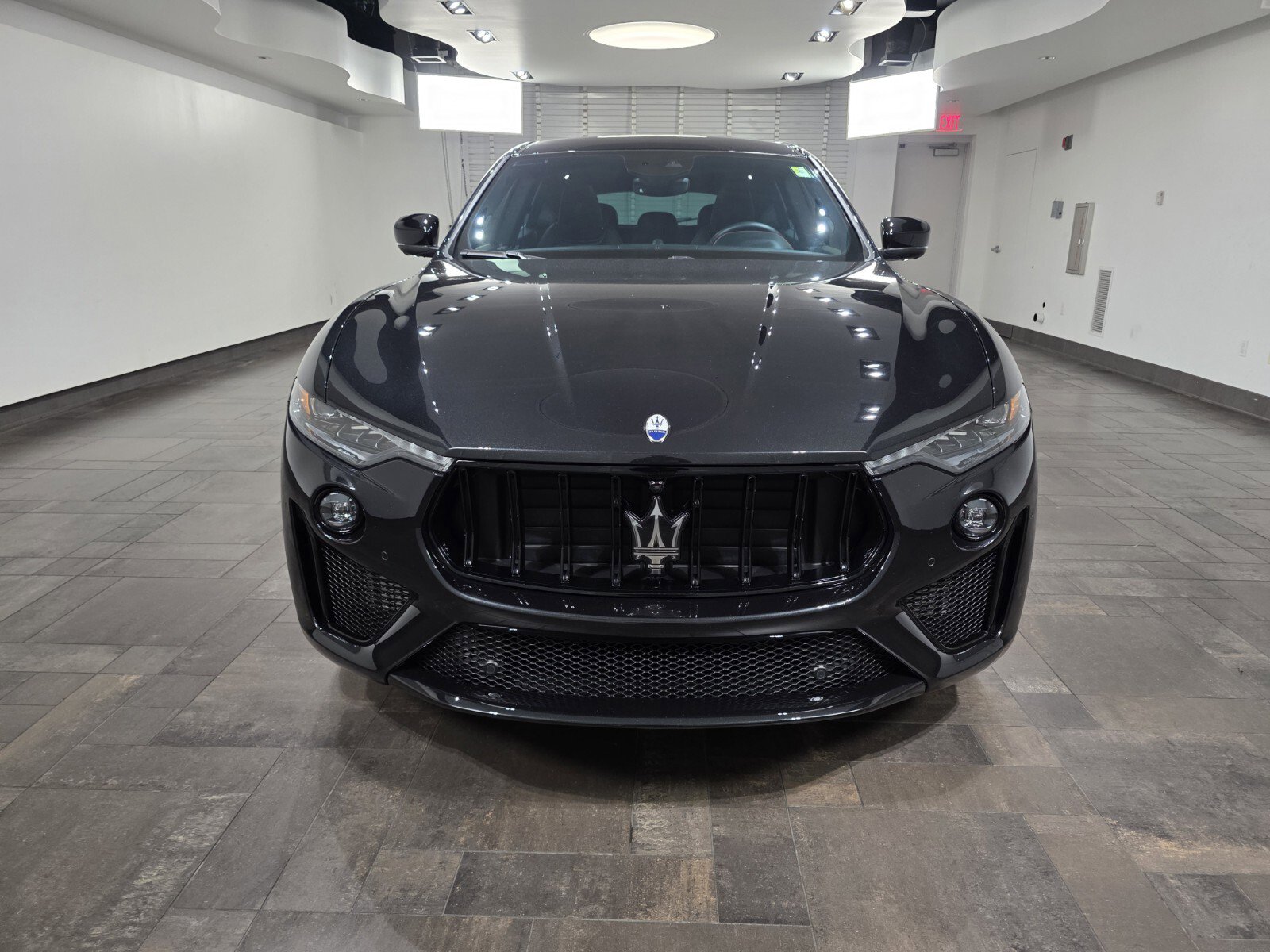 Used 2023 Maserati Levante Modena S image 2