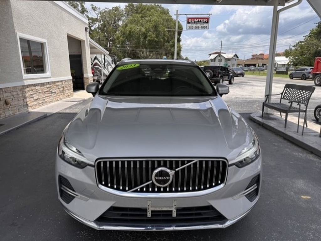 Used 2023 Volvo XC60 B5 Plus AWD/4WD image 4