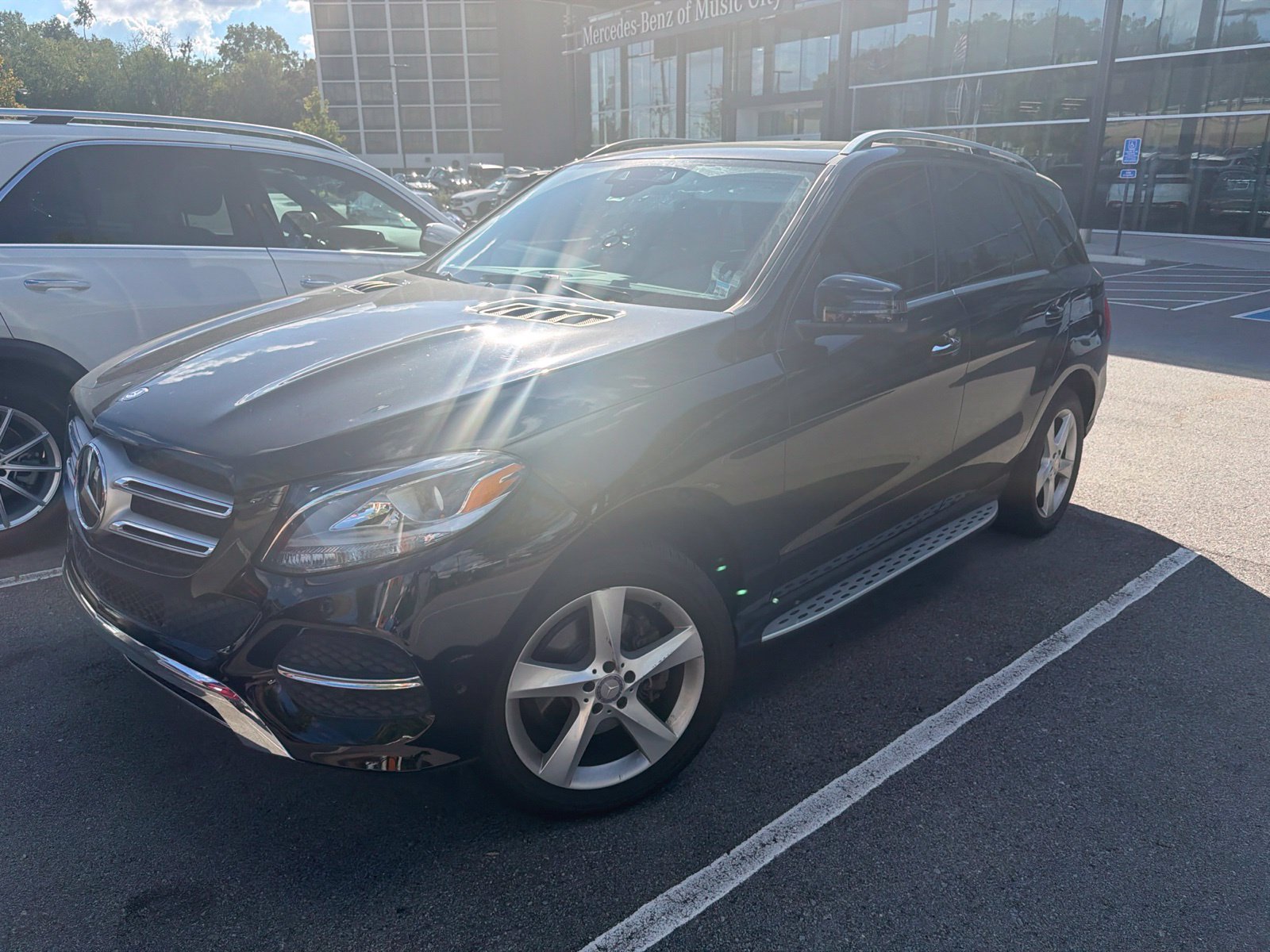 Used 2016 Mercedes-Benz GLE 350 4MATIC image 2