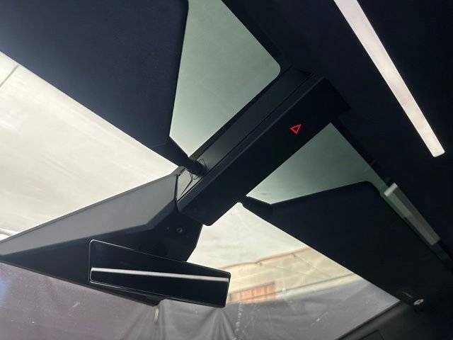 Used 2024 Tesla Cybertruck Cyberbeast AWD/4WD image 32