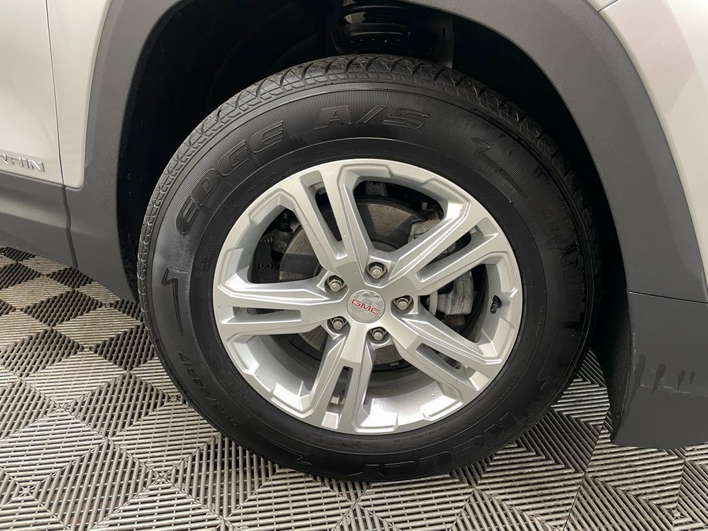 Certified 2018 GMC Terrain SLE w/ Driver Convenience Package image 46