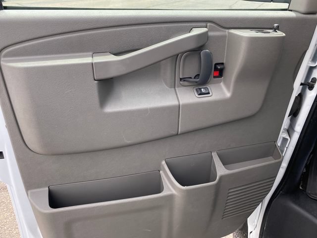 Used 2025 GMC Savana 3500 LT w/ LT Preferred Equipment Group RWD image 14