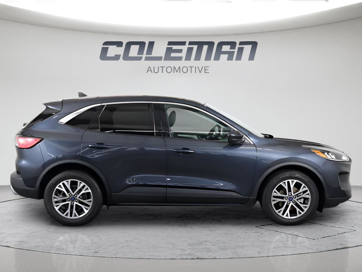 Used 2022 Ford Escape SEL w/ Technology Package image 17