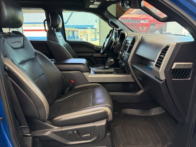 Used 2017 Ford F150 Raptor w/ Equipment Group 802A Luxury AWD/4WD image 14