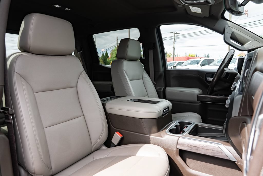 Used 2020 Chevrolet Silverado 1500 LTZ w/ LTZ Plus Package AWD/4WD image 33