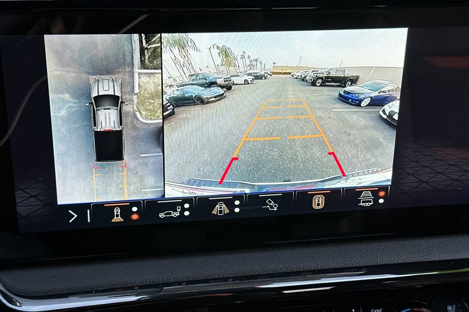 Certified 2024 GMC Sierra 2500 AT4 w/ AT4 Preferred Package image 16