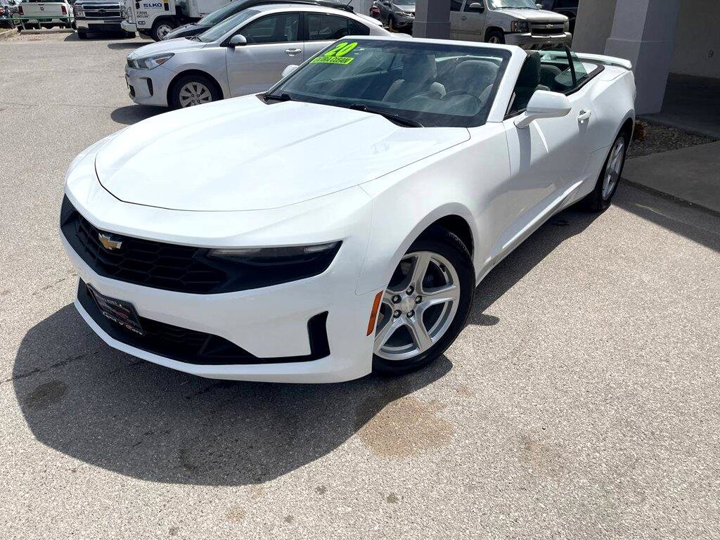 Used 2020 Chevrolet Camaro LT image 27