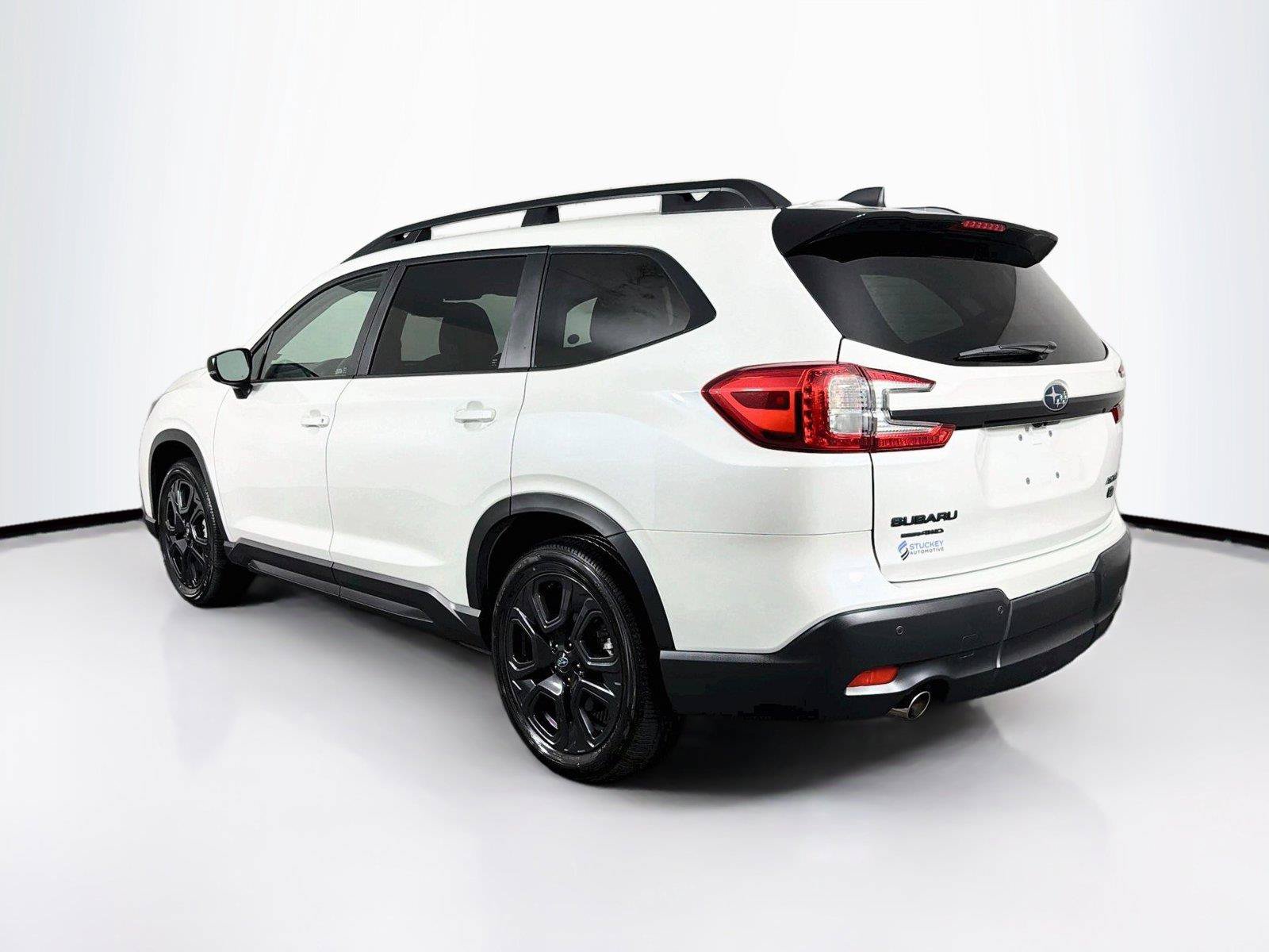 Used 2025 Subaru Ascent Onyx Edition AWD/4WD image 9