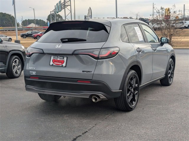 Used 2025 Honda HR-V Sport image 3