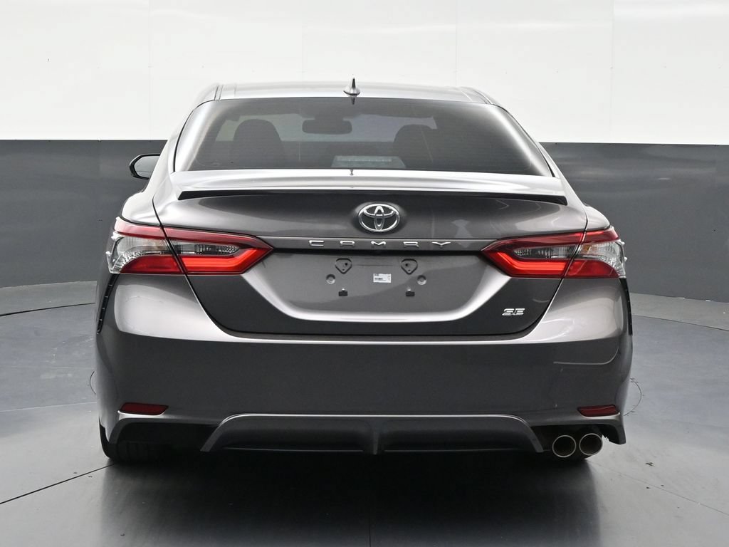 Used 2023 Toyota Camry SE w/ Convenience Package FWD image 4