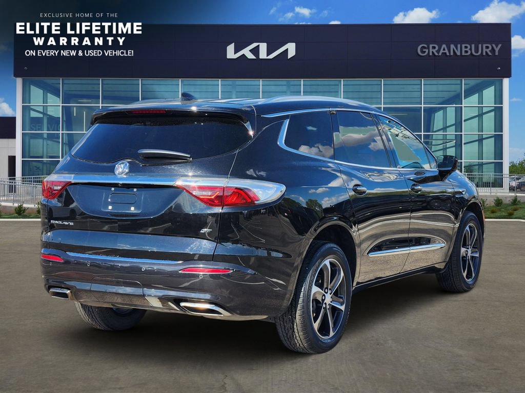 Used 2022 Buick Enclave Essence w/ Experience Buick Package FWD image 5