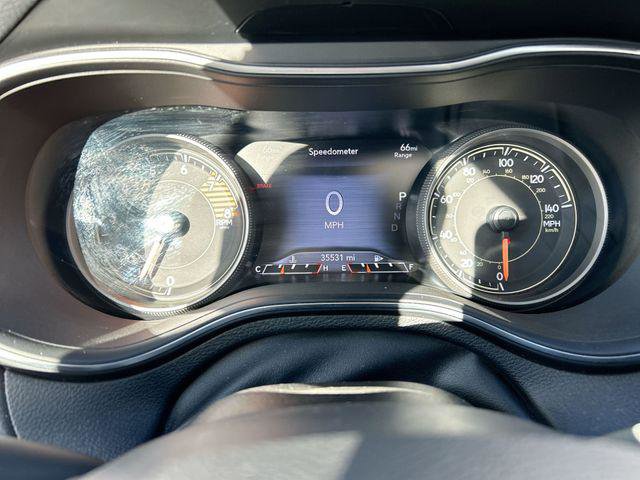 Certified 2022 Jeep Cherokee Limited image 16