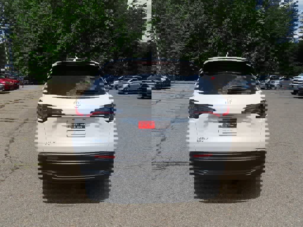 New 2026 Honda HR-V LX image 5