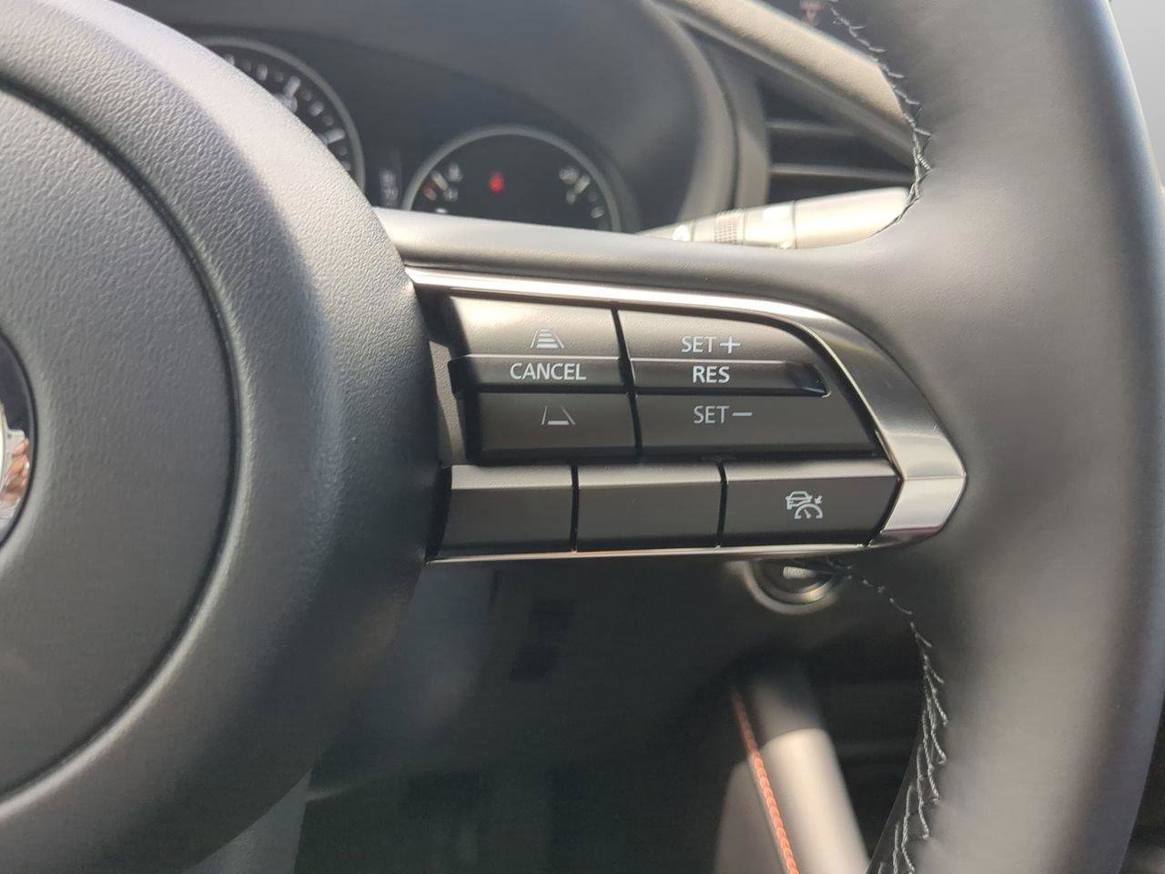 New 2025 MAZDA MAZDA3 Carbon image 25