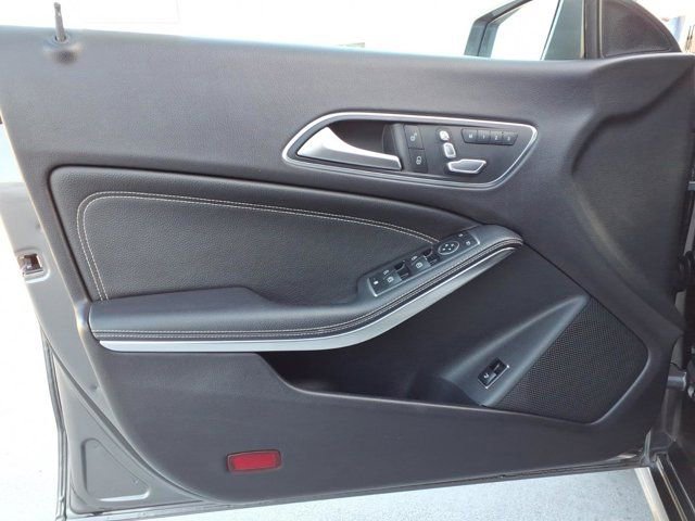 Certified 2018 Mercedes-Benz CLA 250 image 12