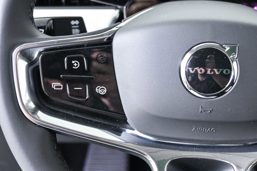 New 2026 Volvo EX90 Ultra AWD/4WD image 10