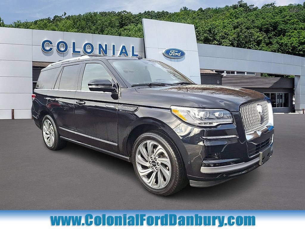 Used 2022 Lincoln Navigator Reserve AWD/4WD image 1