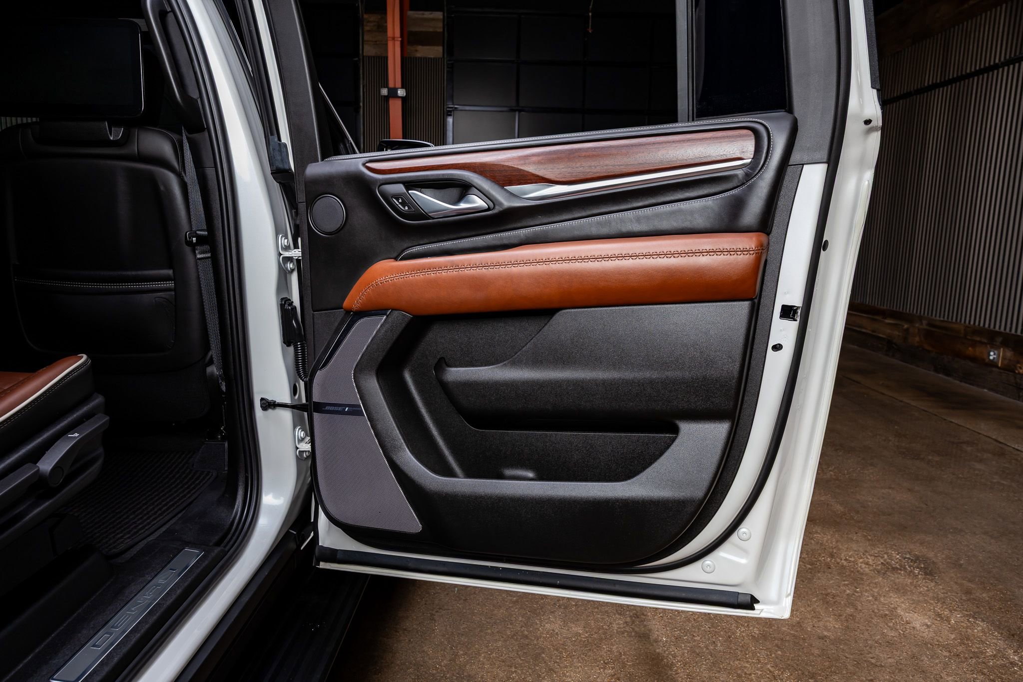 Used 2023 GMC Yukon XL Denali Ultimate image 42