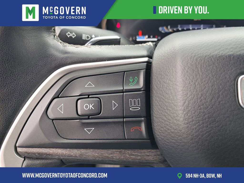 Used 2021 Jeep Grand Cherokee L Limited AWD/4WD image 26