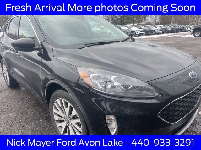 Used 2022 Ford Escape Titanium w/ Class II Trailer Tow Package