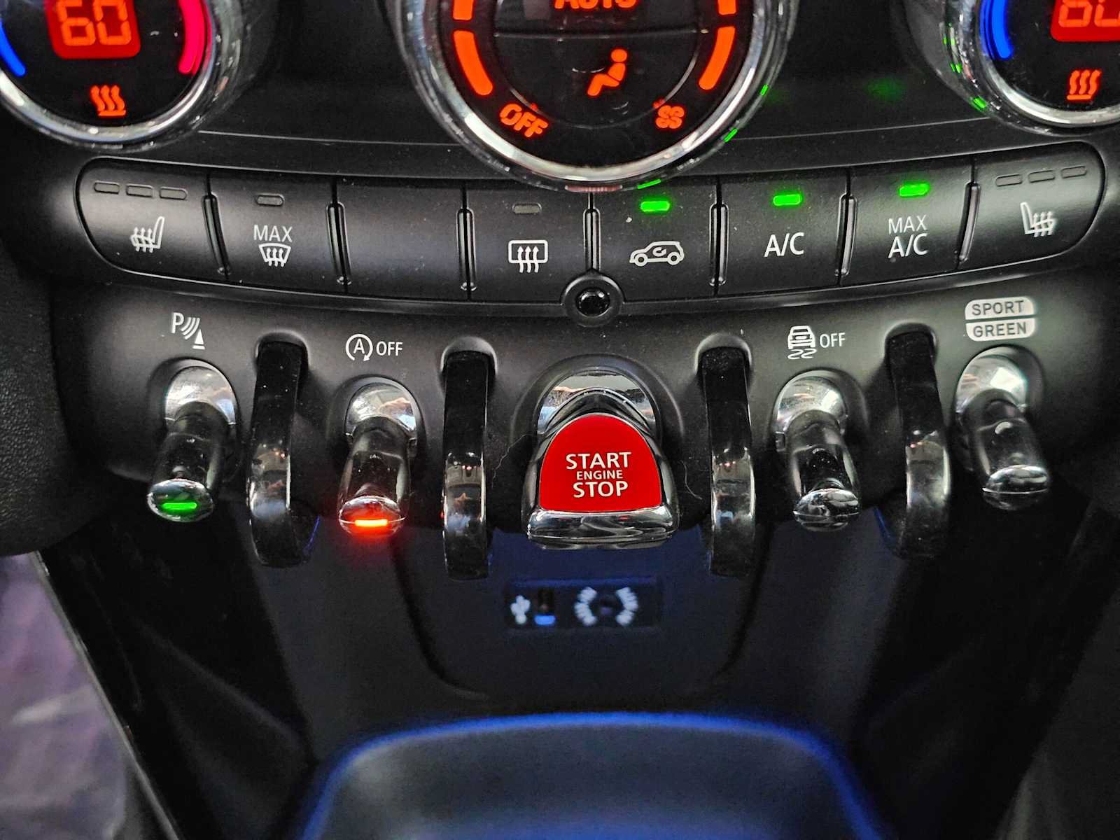 Used 2018 MINI Cooper S FWD image 30