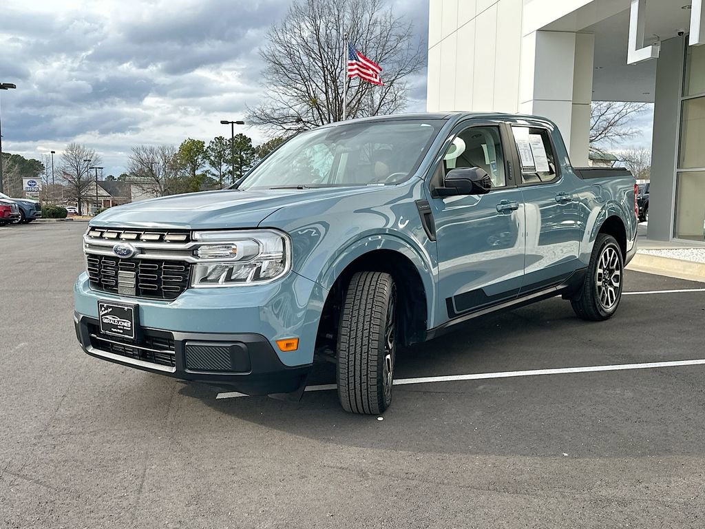 Used 2022 Ford Maverick Lariat w/ Lariat Luxury Package image 2