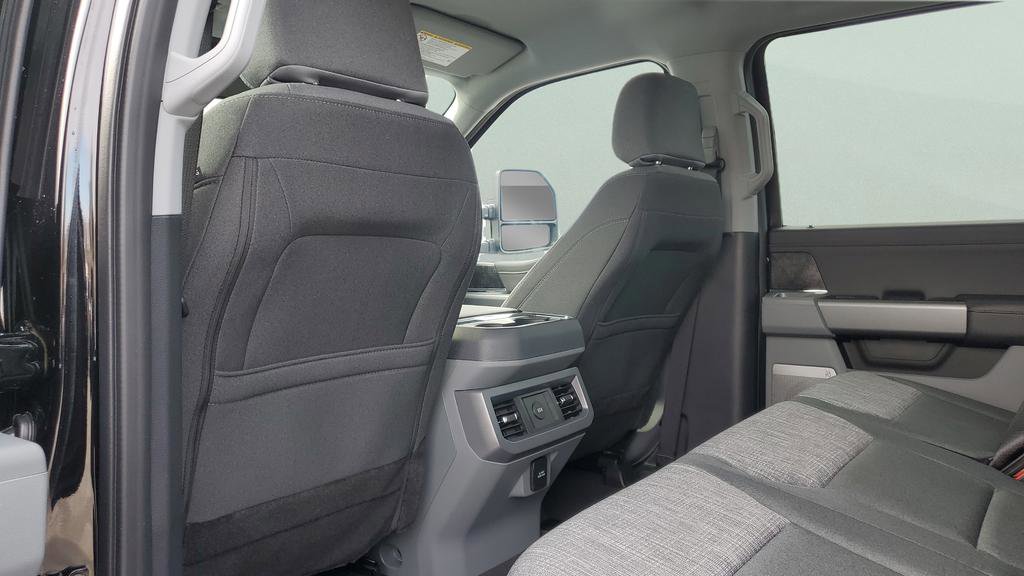 New 2026 Ford F250 XLT w/ XLT Premium Package image 38