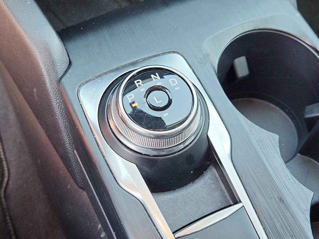 Used 2022 Ford Escape Titanium w/ Titanium Premium Package image 21