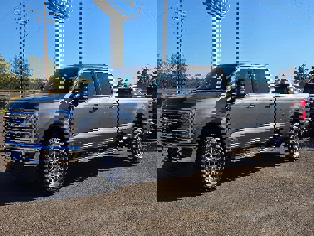 New 2026 Ford F350 Lariat video 1