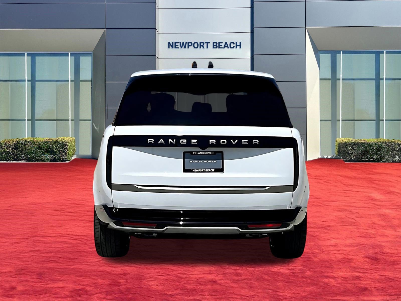 New 2025 Land Rover Range Rover SE image 5