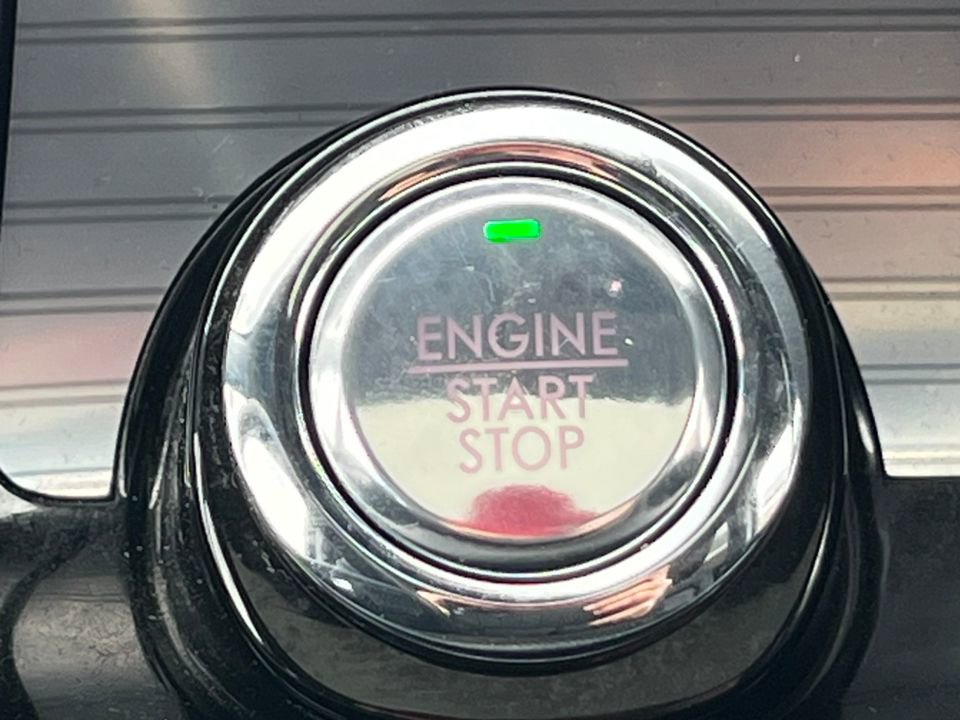 Used 2022 Lincoln Corsair AWD w/ Premium Package image 30