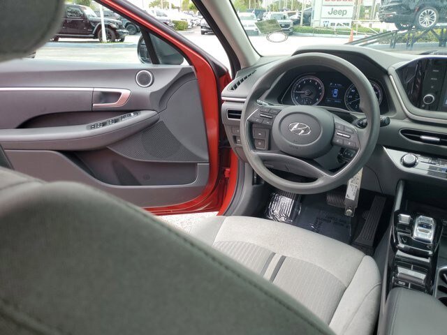 Used 2021 Hyundai Sonata SE FWD image 13