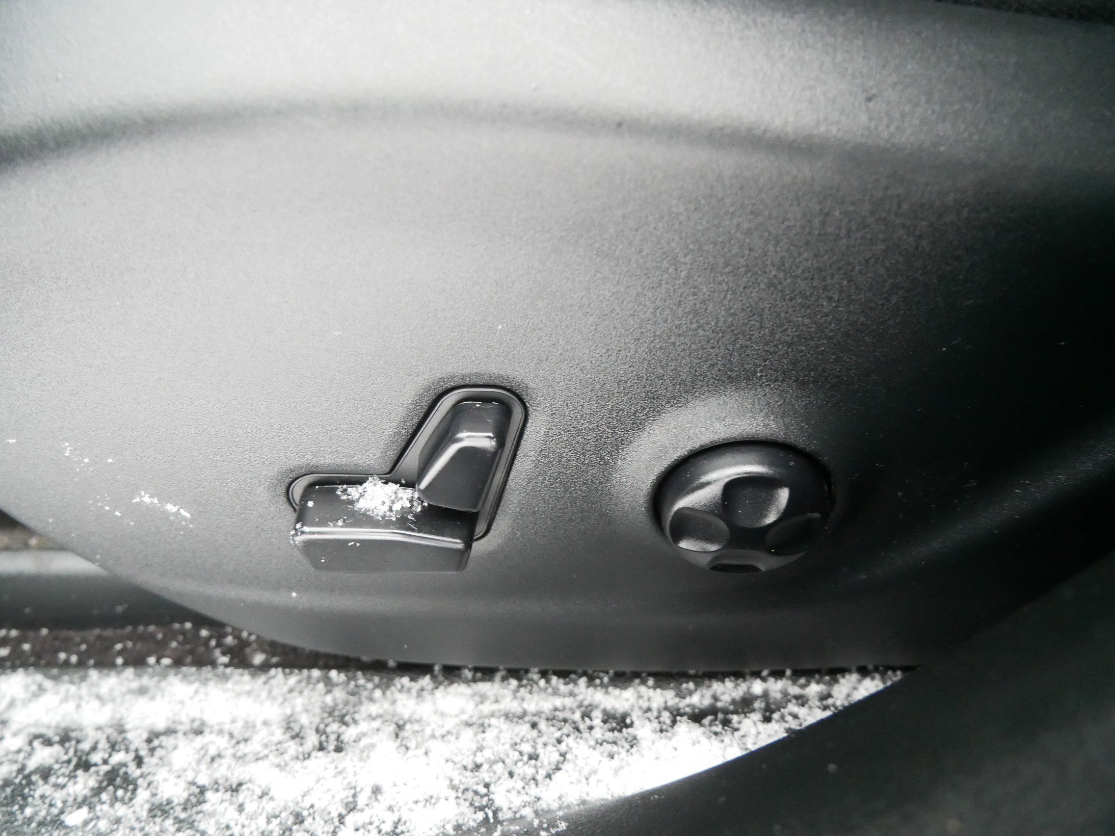 Used 2018 Jeep Cherokee Limited image 19