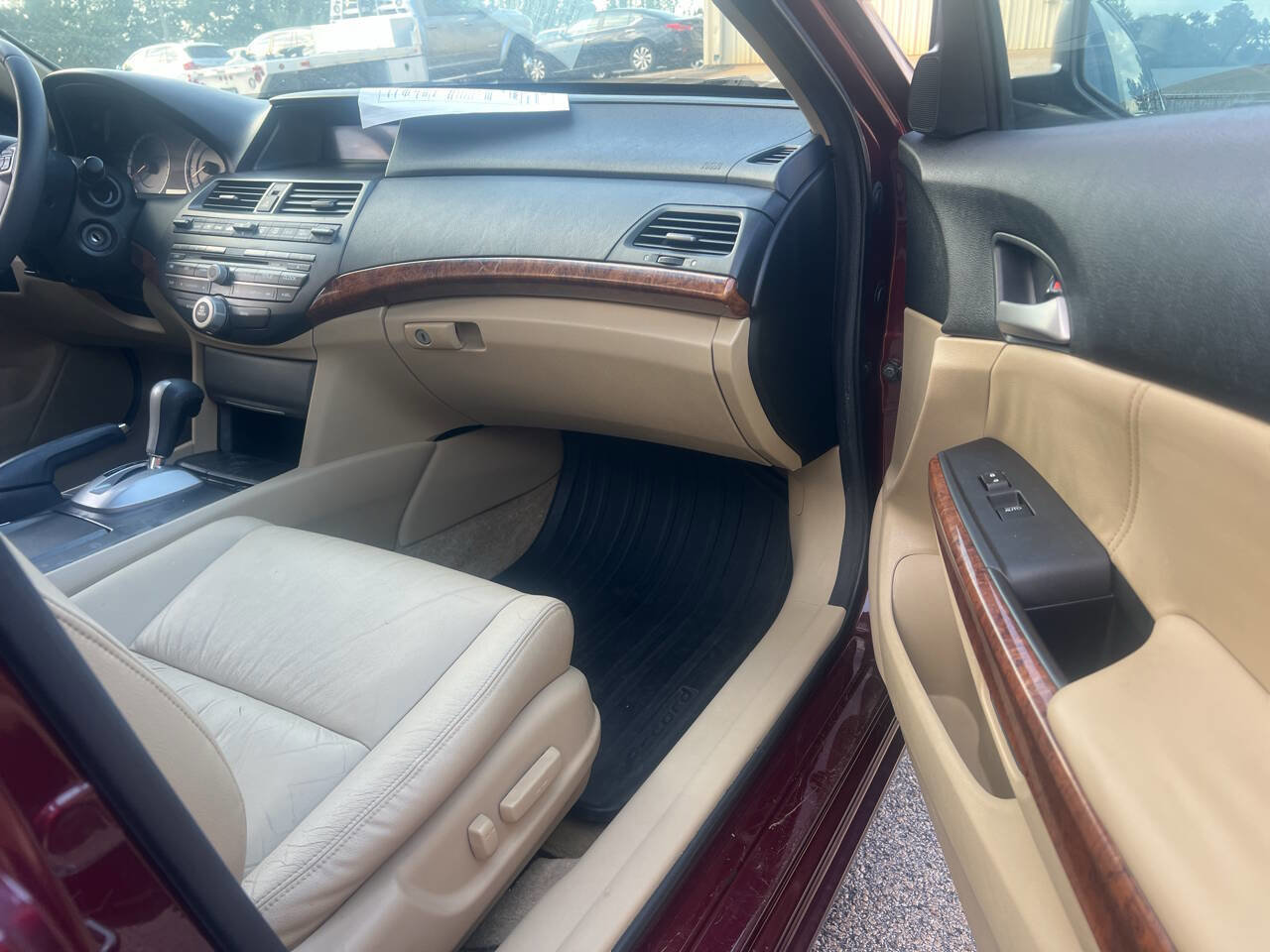 Used 2012 Honda Accord EX-L image 26