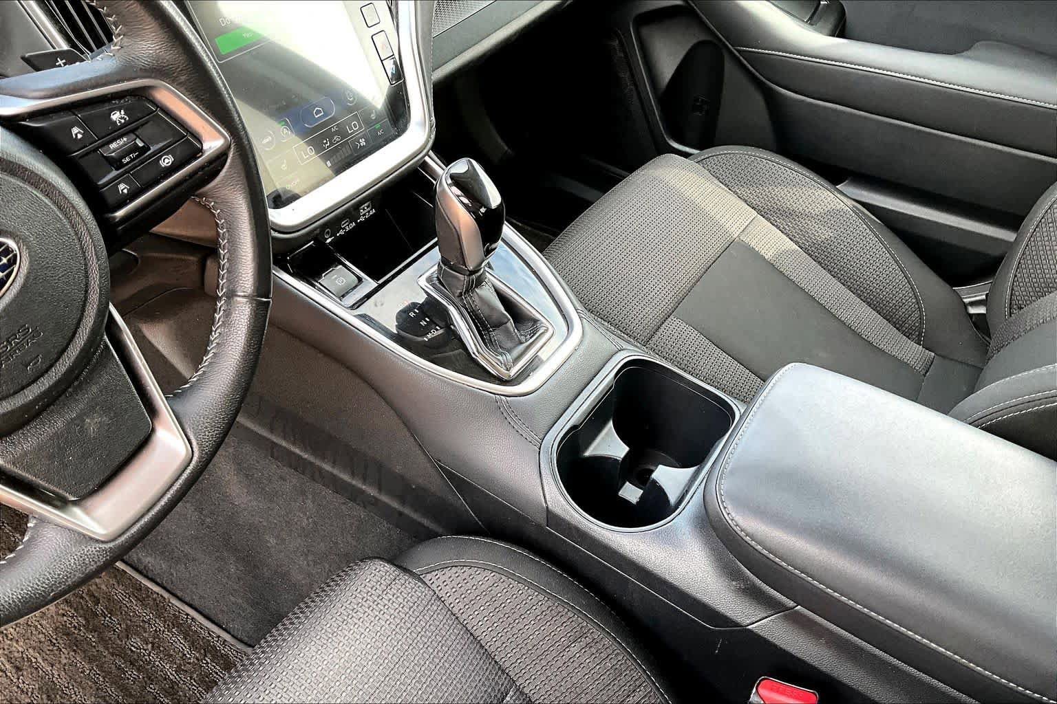 Used 2024 Subaru Outback Premium AWD/4WD image 15