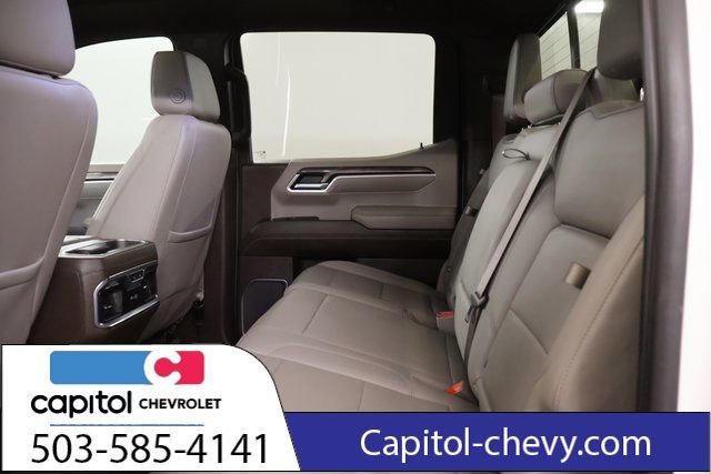 Used 2022 Chevrolet Silverado 1500 LTZ w/ LTZ Convenience Package II AWD/4WD image 30