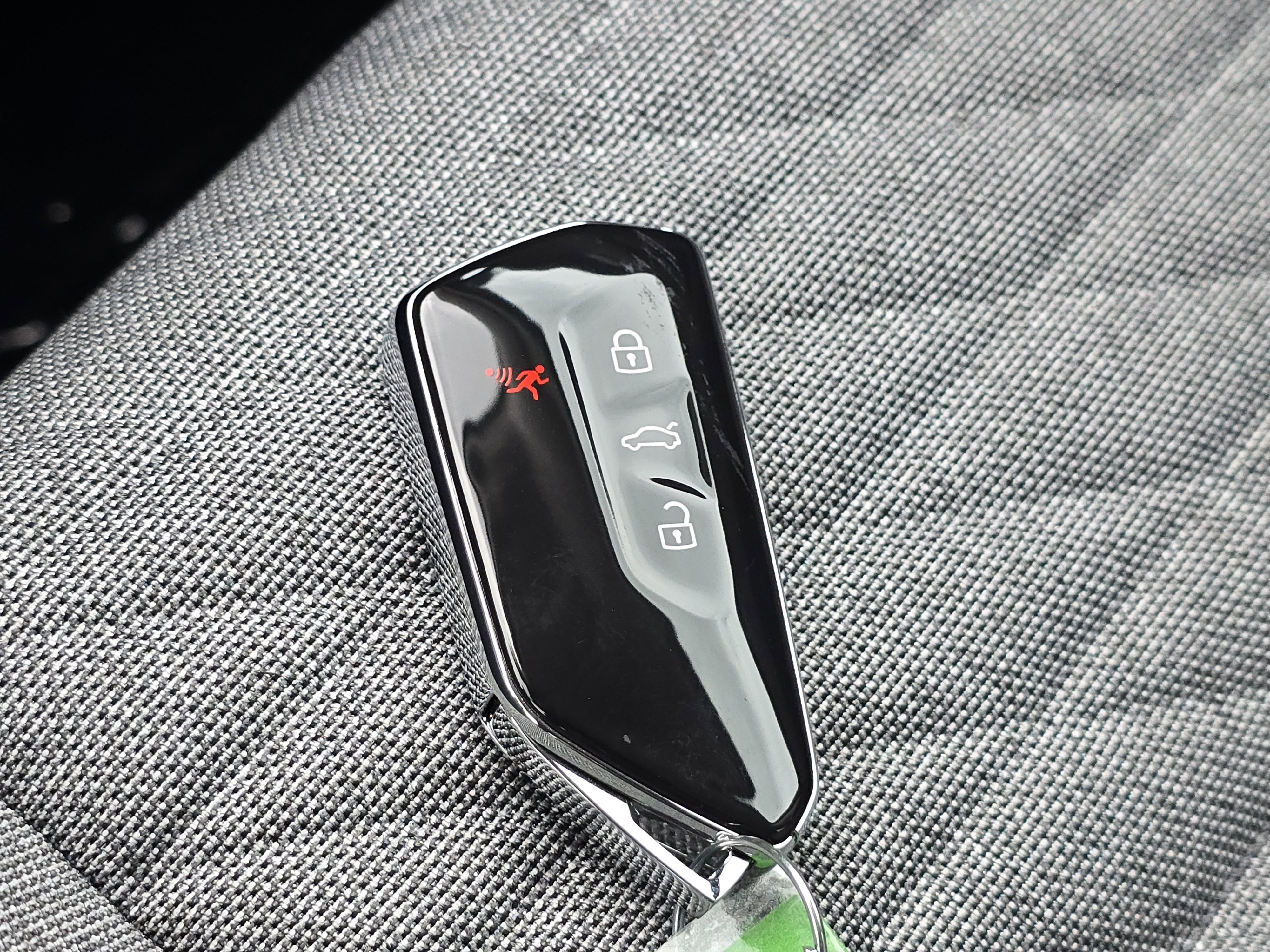 New 2025 Volkswagen Tiguan S image 27