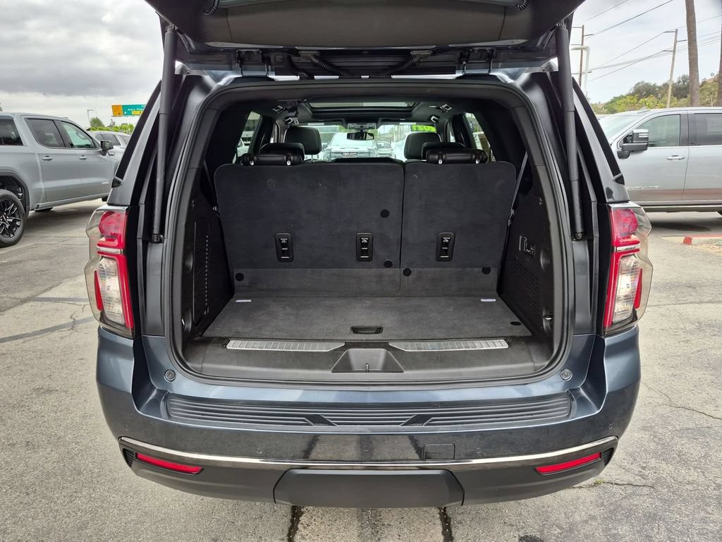 Used 2021 Chevrolet Tahoe Z71 w/ Z71 Off-Road Package AWD/4WD image 19