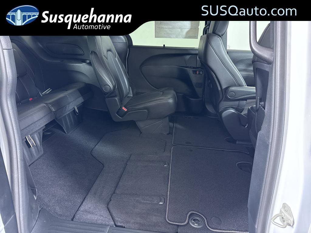 New 2026 Chrysler Voyager LX image 8