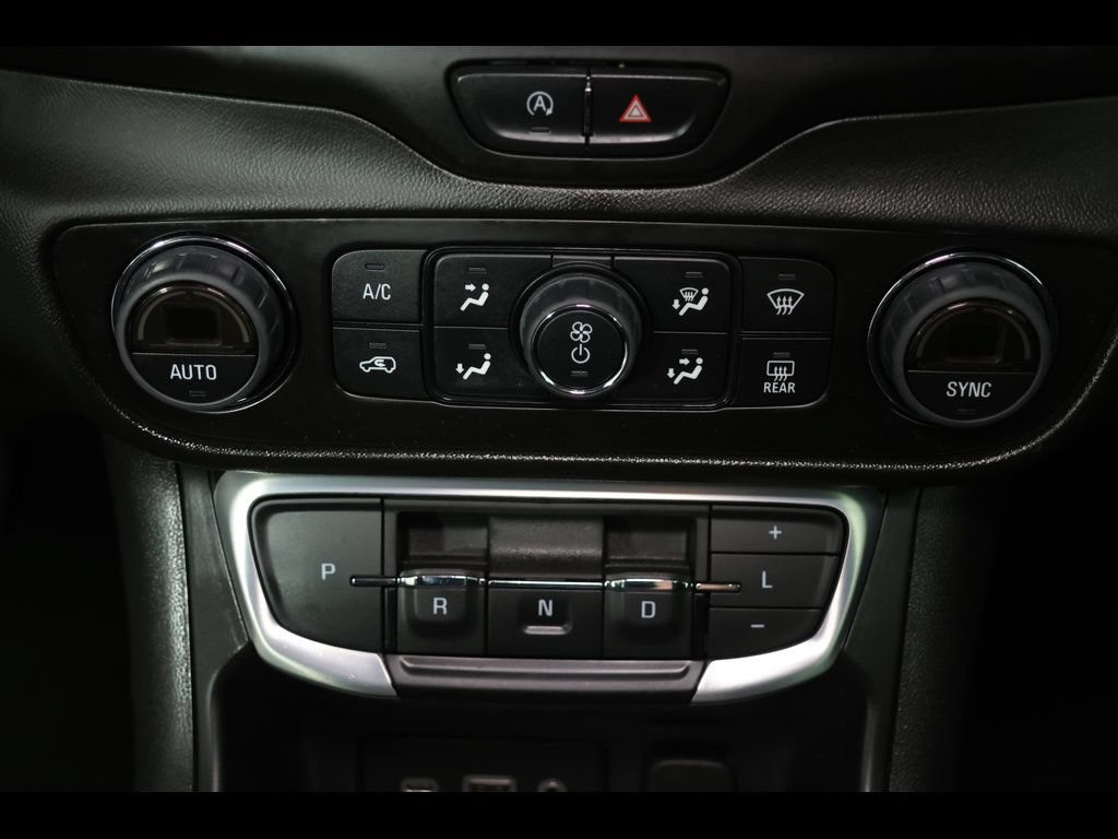 Used 2022 GMC Terrain SLE w/ Driver Convenience Package AWD/4WD image 26