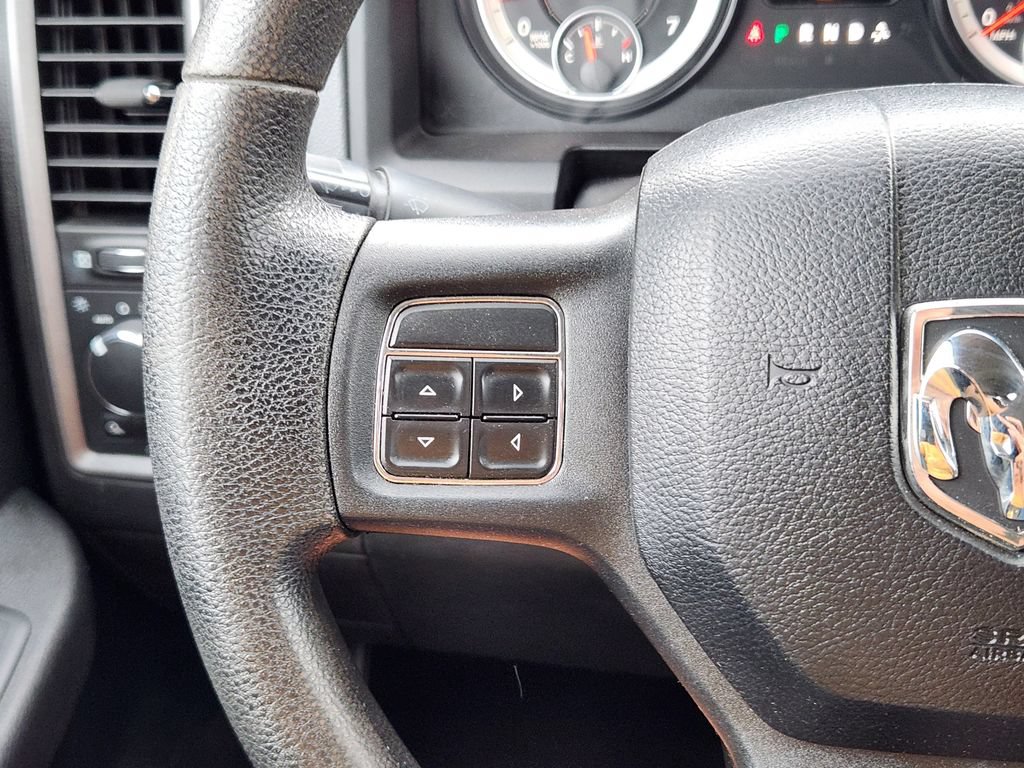 Used 2014 RAM 2500 Tradesman w/ Chrome Appearance Group AWD/4WD image 18