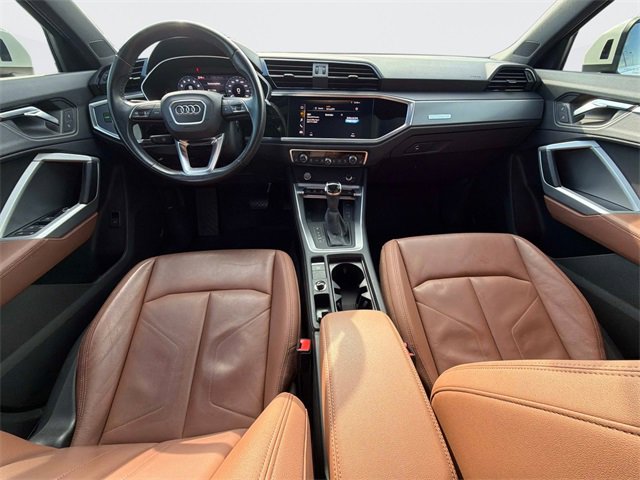 Used 2020 Audi Q3 2.0T Premium Plus w/ Premium Plus Package image 17