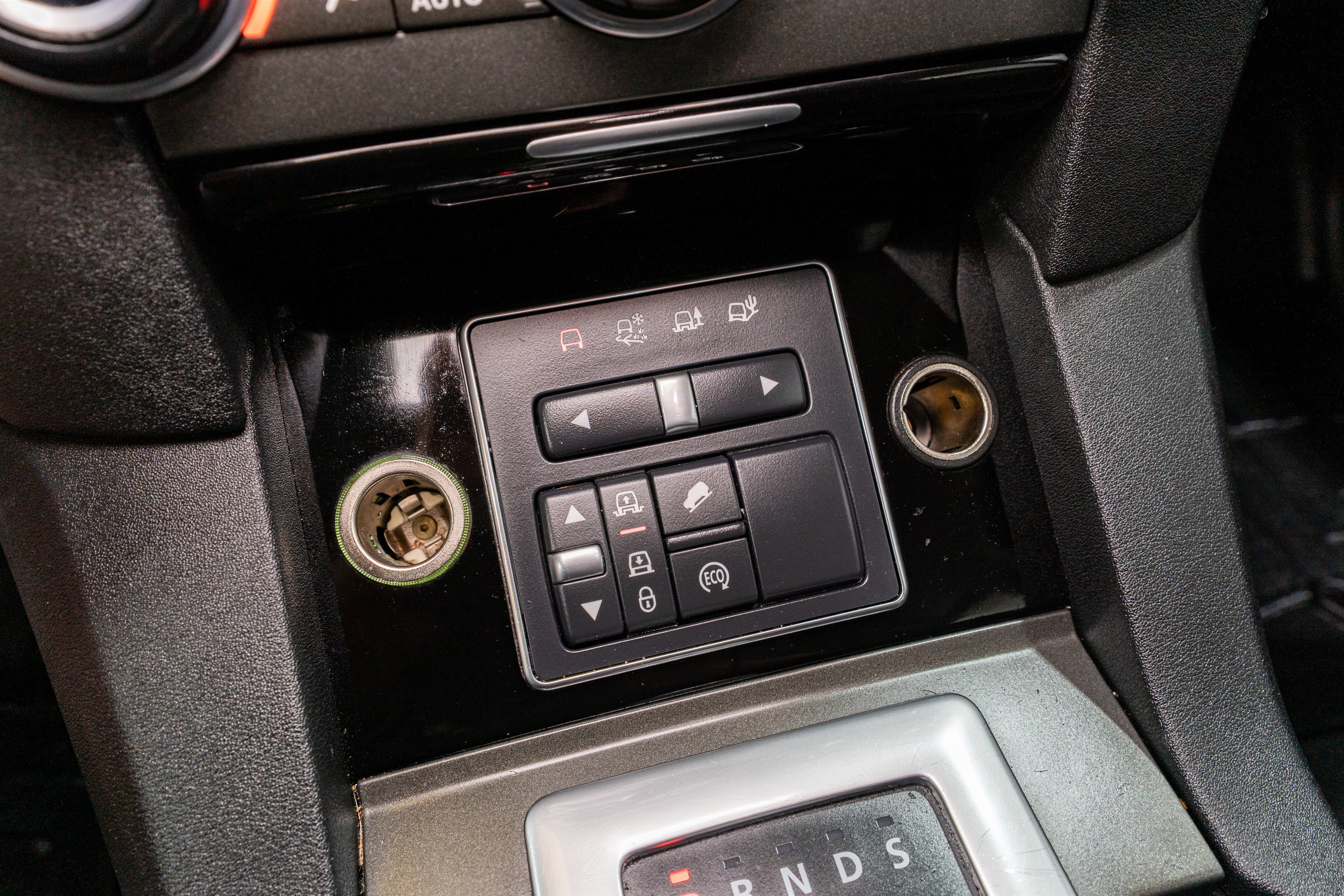 Used 2016 Land Rover LR4 HSE LUX image 26