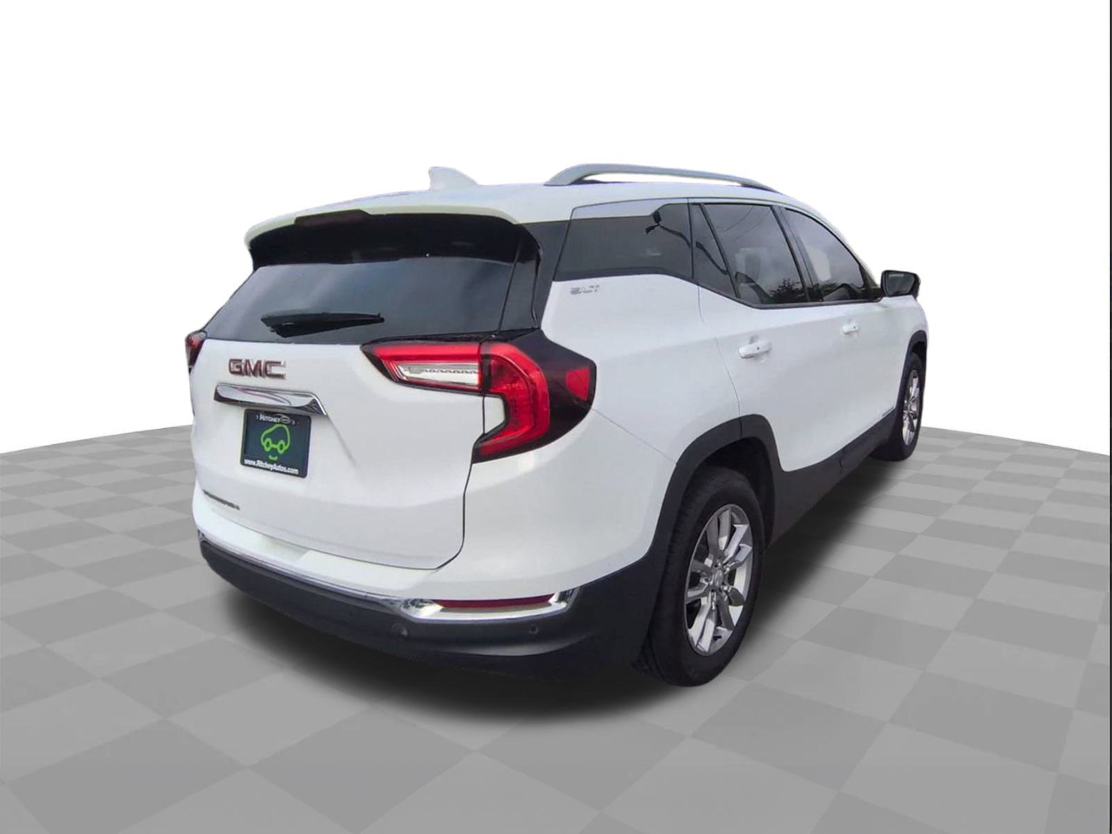 Certified 2022 GMC Terrain SLT w/ Tech Package image 8