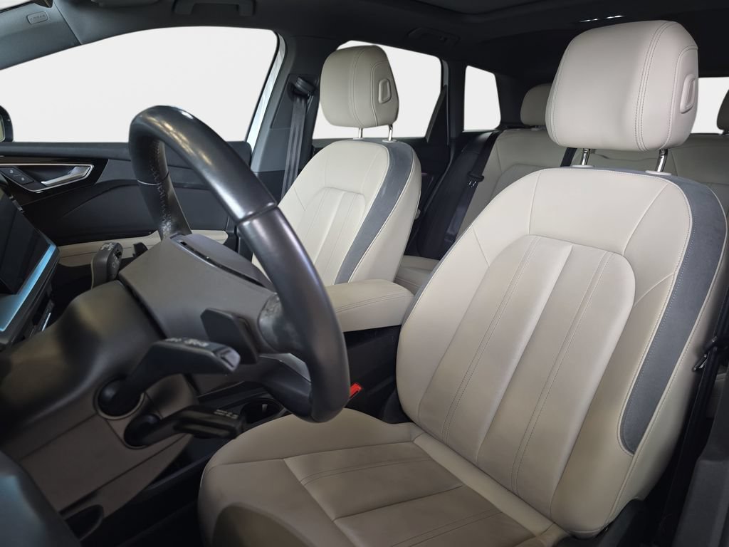 Certified 2023 Audi Q4 e-tron Premium Plus w/ Premium Plus AWD/4WD image 16
