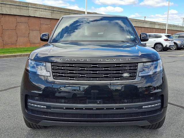 Used 2025 Land Rover Range Rover Long Wheelbase SE AWD/4WD video 2