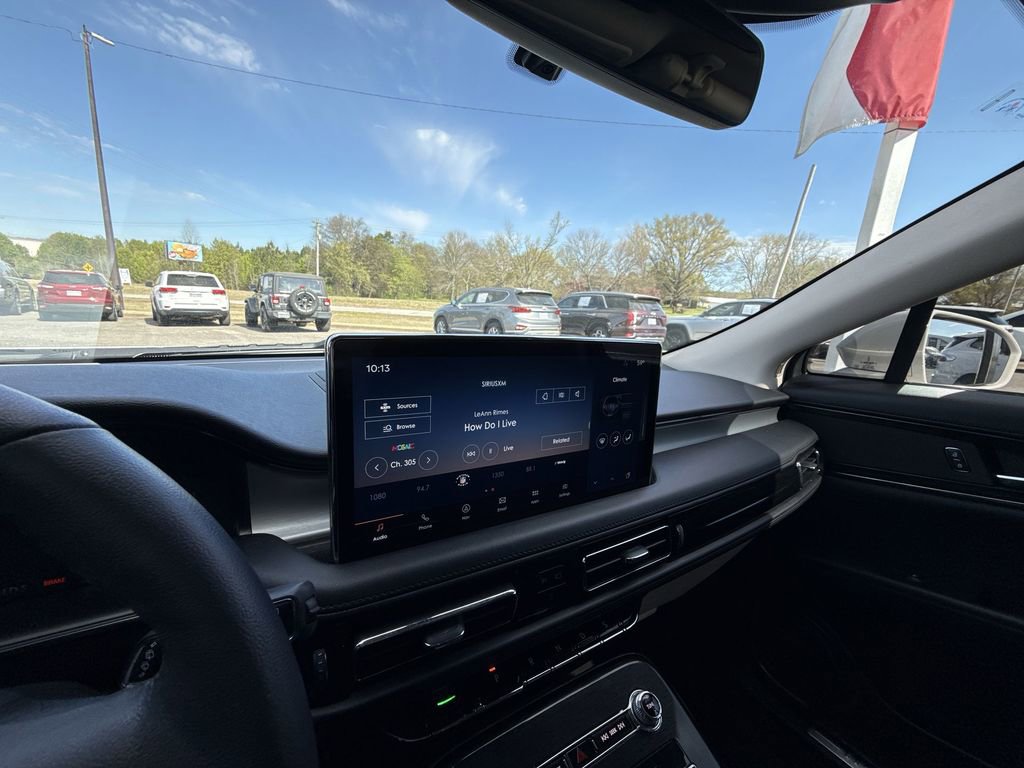 Used 2023 Lincoln Nautilus FWD w/ Premium Package image 19