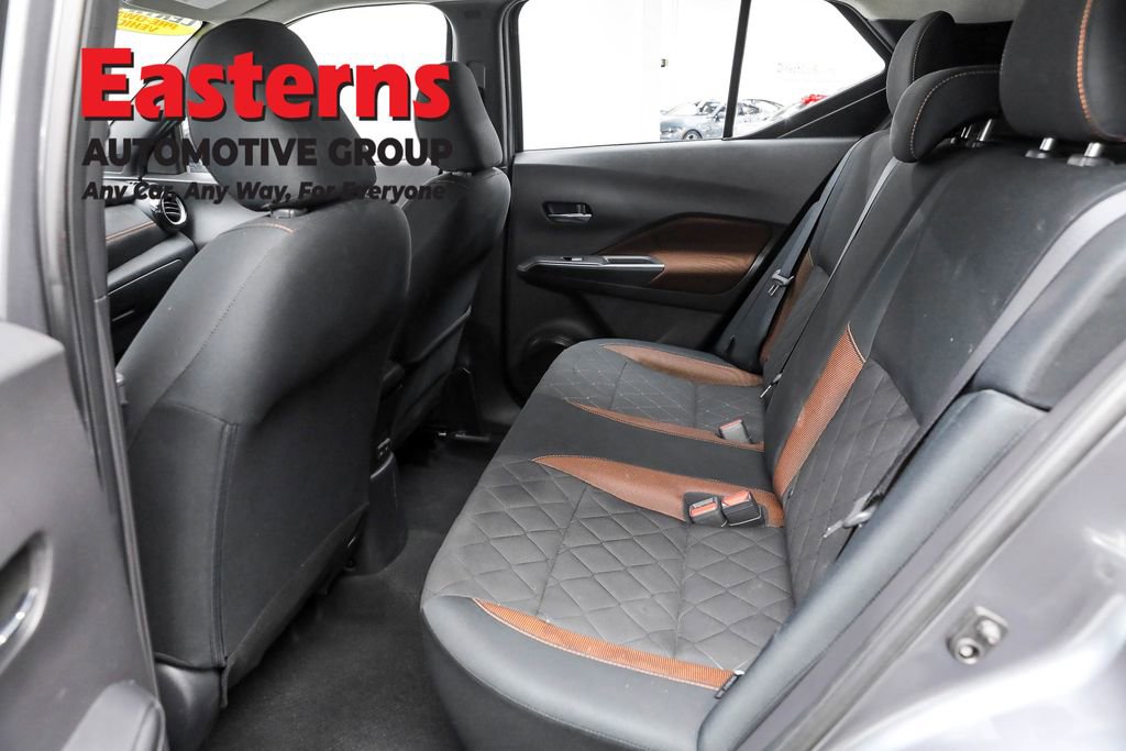 Used 2020 Nissan Kicks SR image 21